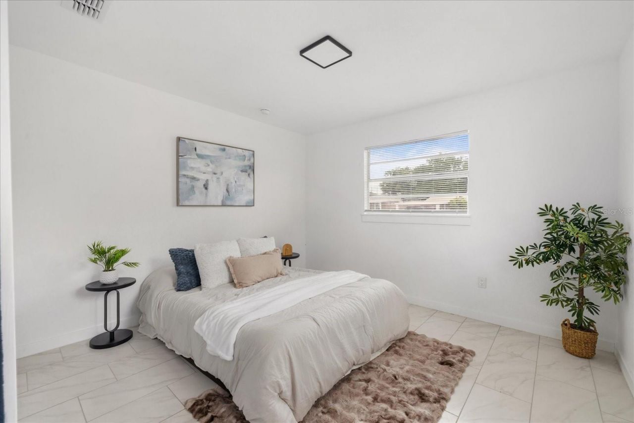 4922 S 82nd Street , Tampa, FL 33619 Photo