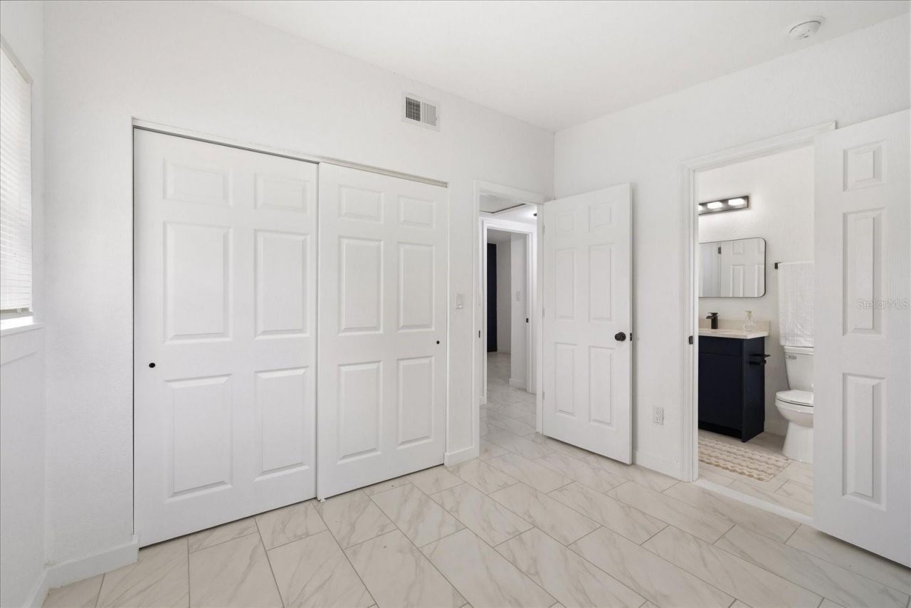 4922 S 82nd Street , Tampa, FL 33619 Photo