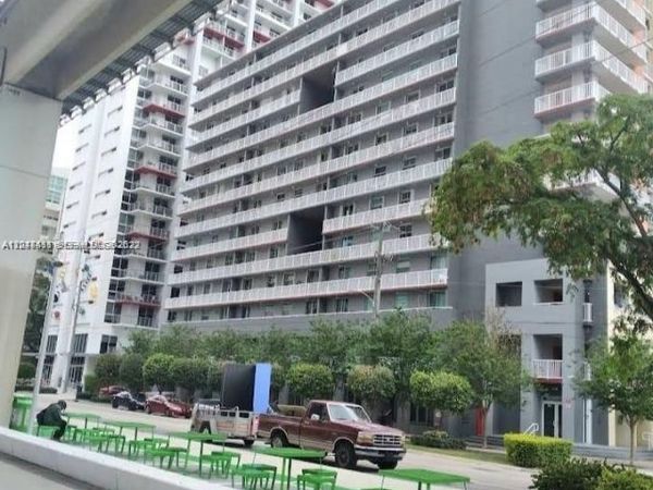 104 SW 9th St , Unit 304, Miami, FL 33130