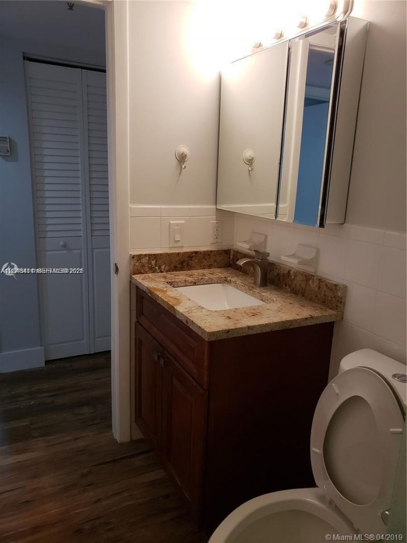 104 SW 9th St , Unit 304, Miami, FL 33130 Photo