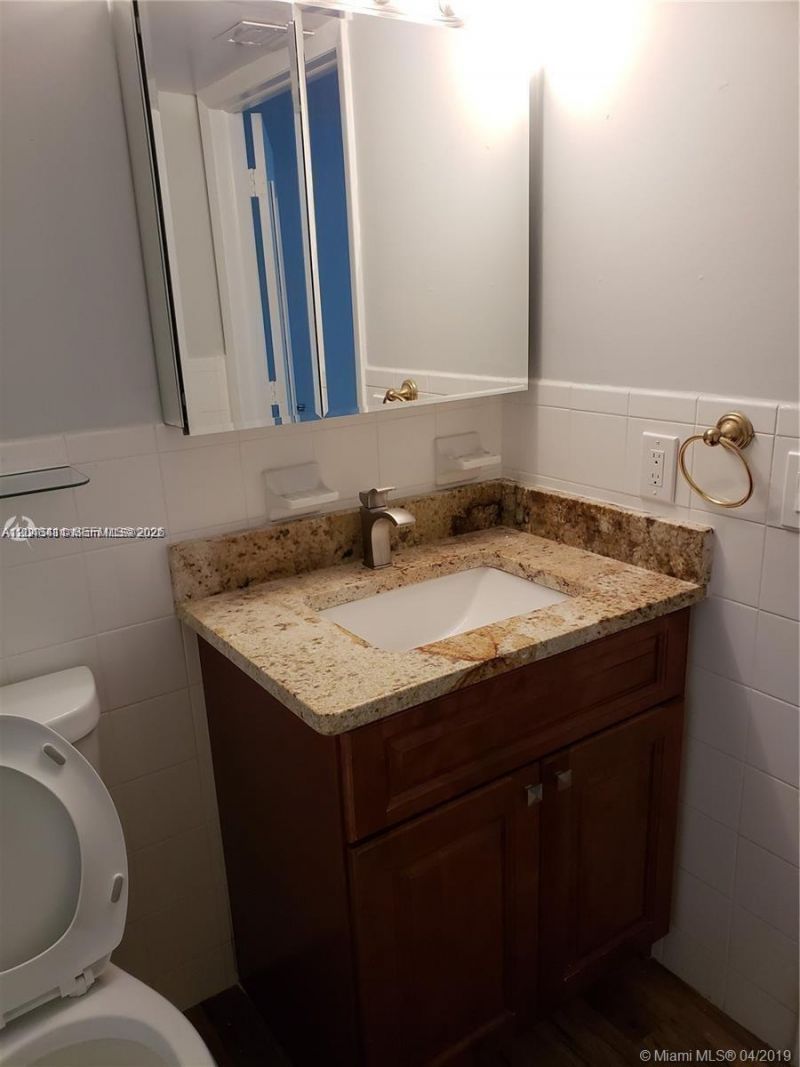 104 SW 9th St , Unit 304, Miami, FL 33130 Photo