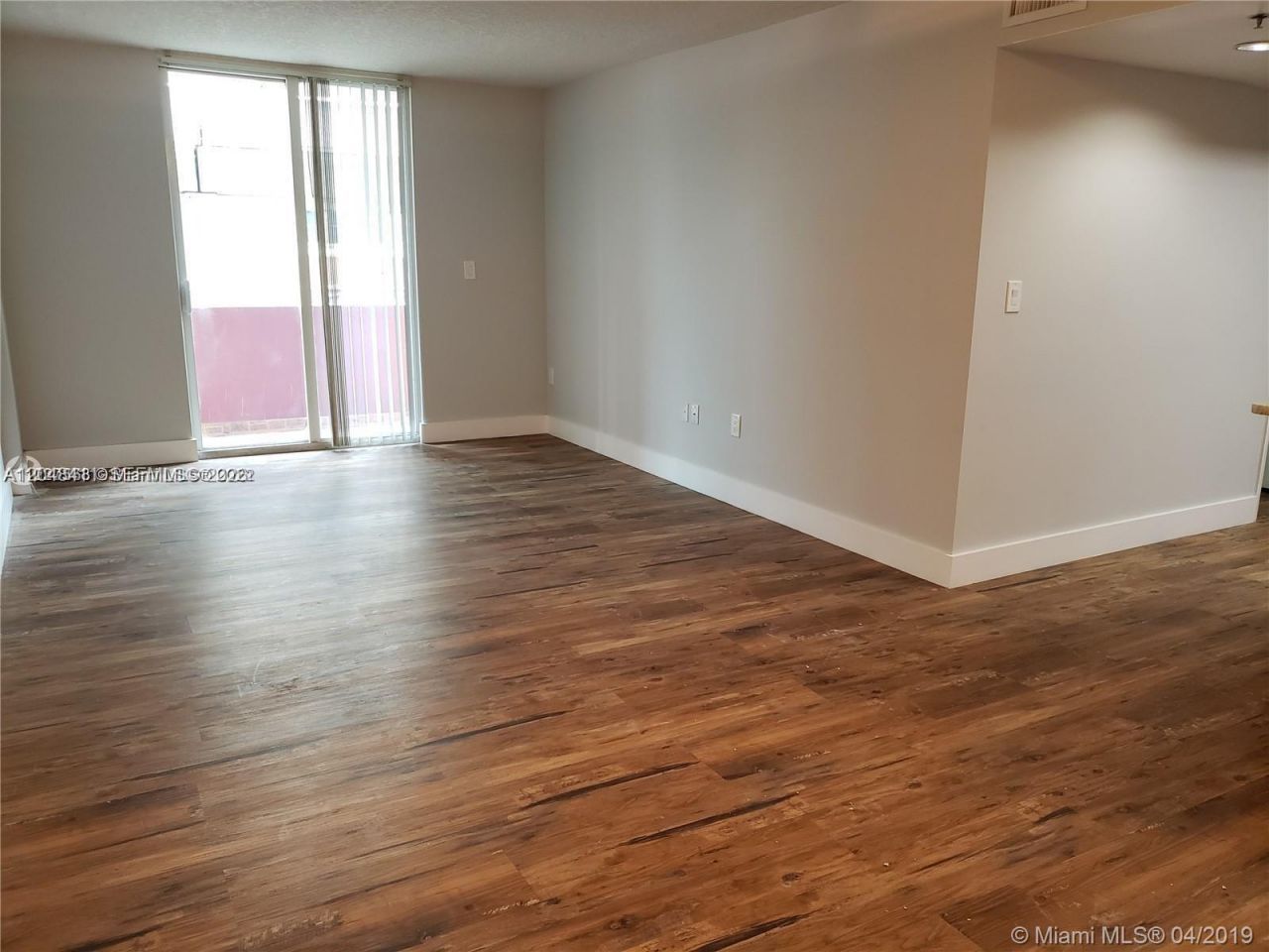 104 SW 9th St , Unit 304, Miami, FL 33130 Photo