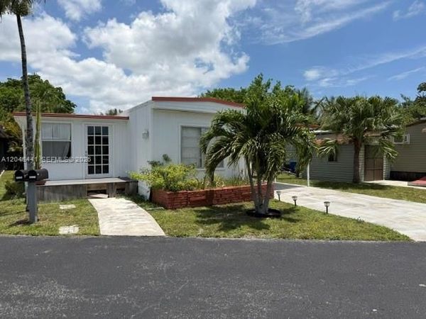 5331 SW 35th ST , Davie, FL 33314