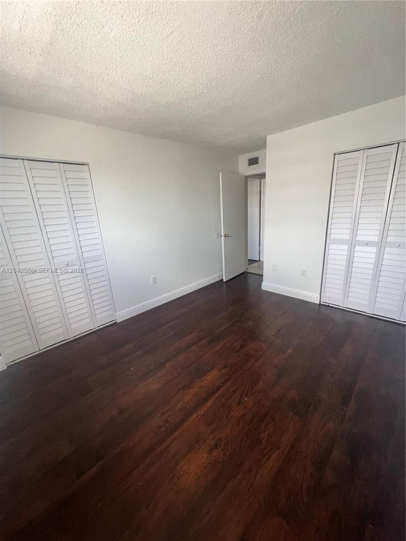 8145 NW 7th St , Unit 405, Miami, FL 33126 Photo
