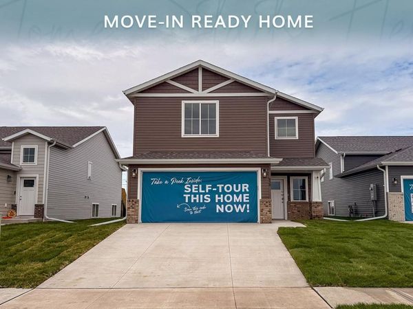850 1st Avenue , Horace, ND 58047