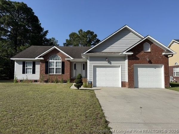 6808 JACOBS CREEK Circle, Fayetteville, NC 28304