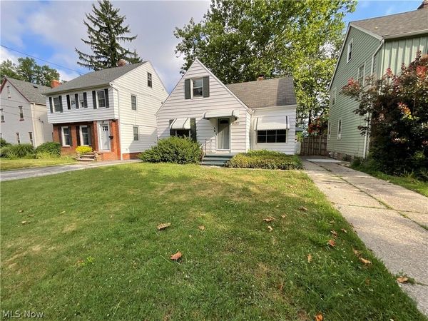 3709 Woodridge Road, Cleveland Heights, OH 44121