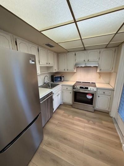 2800 N Palm Aire Drive, Unit 304, Pompano Beach, FL 33069 Photo