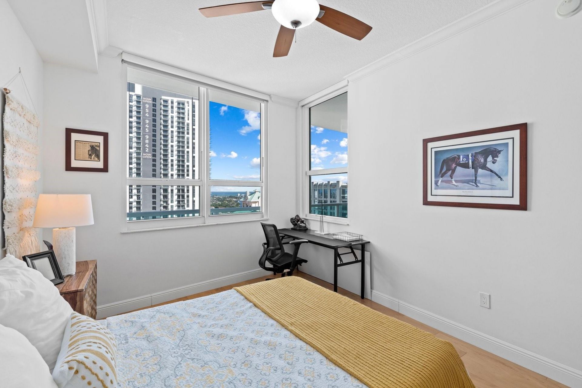 350 SE 2nd Street, Unit 2960, Fort Lauderdale, FL 33301 Photo