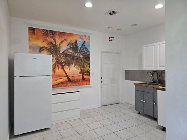 1922 Garfield Street, Unit #3, Hollywood, FL 33020