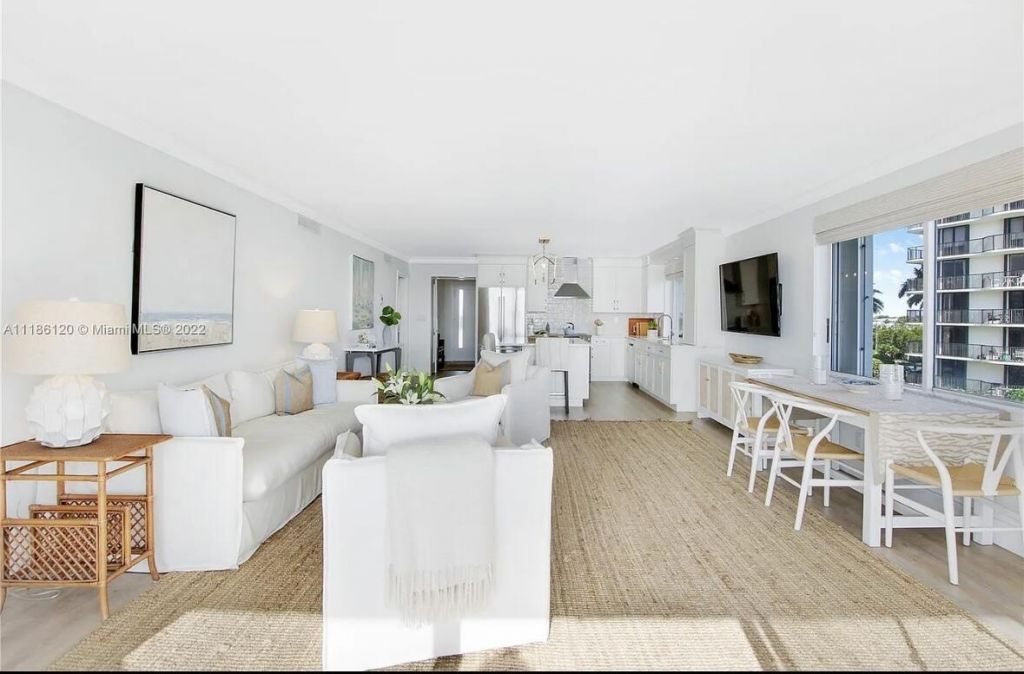 350 S Beach Road, Unit 401, Tequesta, FL 33469 Photo