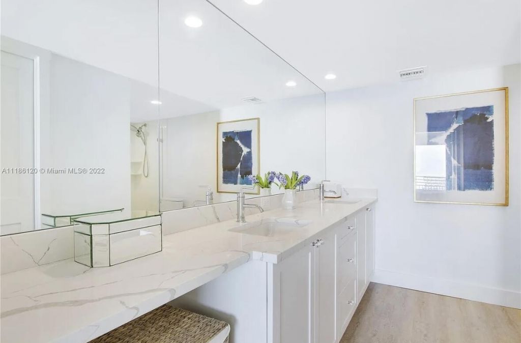 350 S Beach Road, Unit 401, Tequesta, FL 33469 Photo