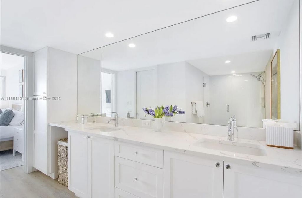 350 S Beach Road, Unit 401, Tequesta, FL 33469 Photo