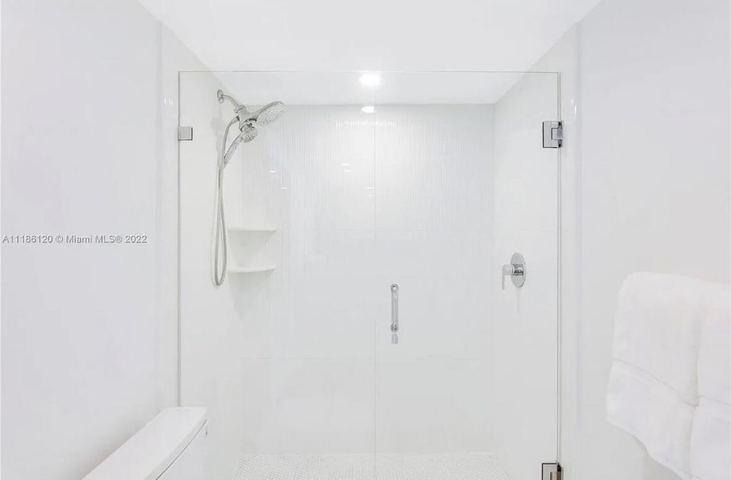 350 S Beach Road, Unit 401, Tequesta, FL 33469 Photo