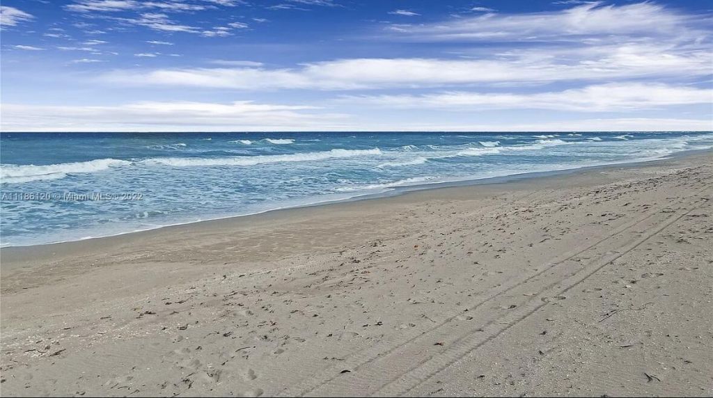 350 S Beach Road, Unit 401, Tequesta, FL 33469 Photo