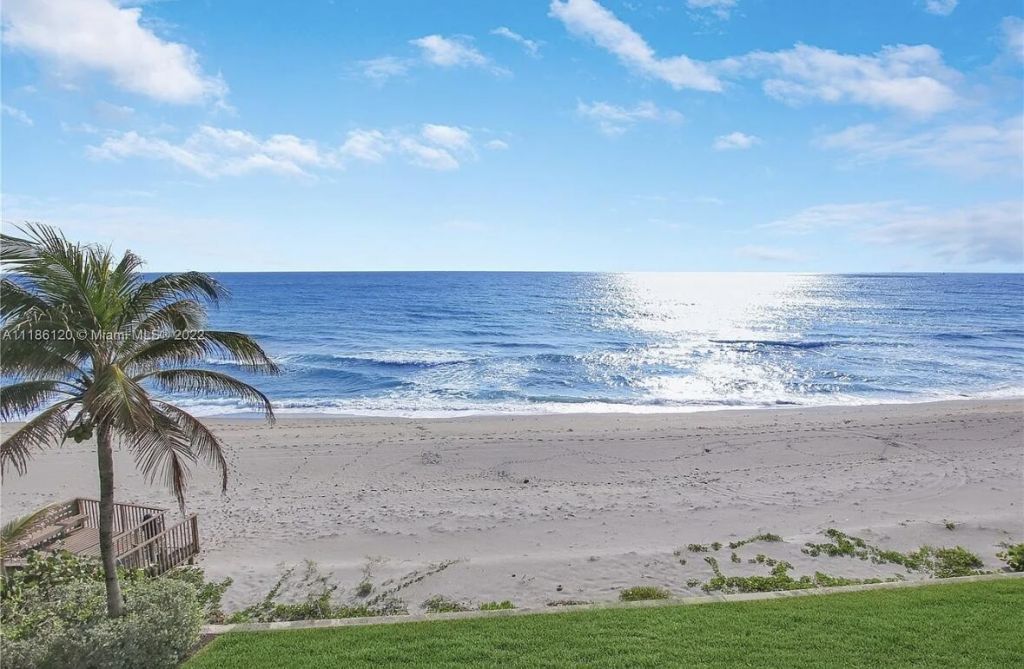 350 S Beach Road, Unit 401, Tequesta, FL 33469 Photo