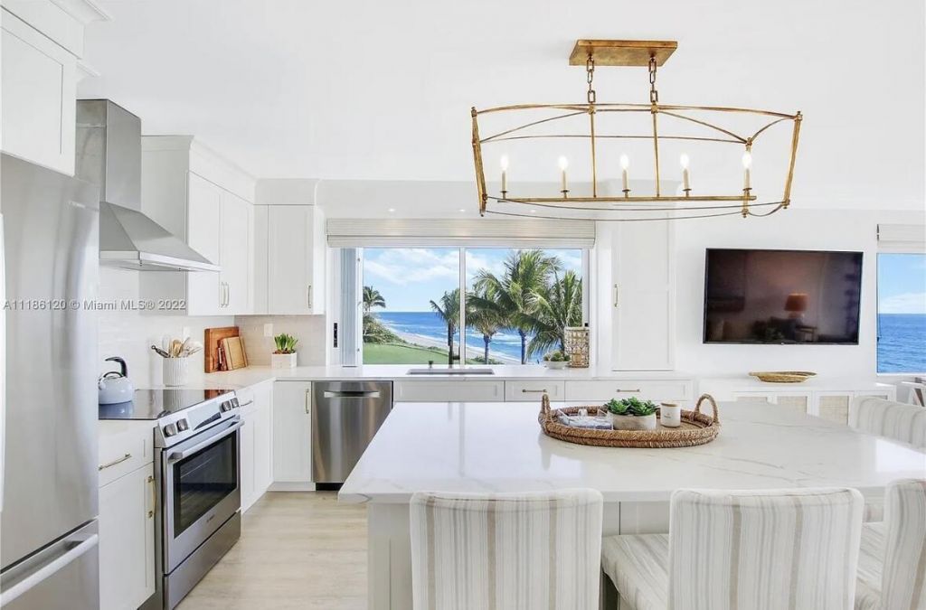 350 S Beach Road, Unit 401, Tequesta, FL 33469 Photo