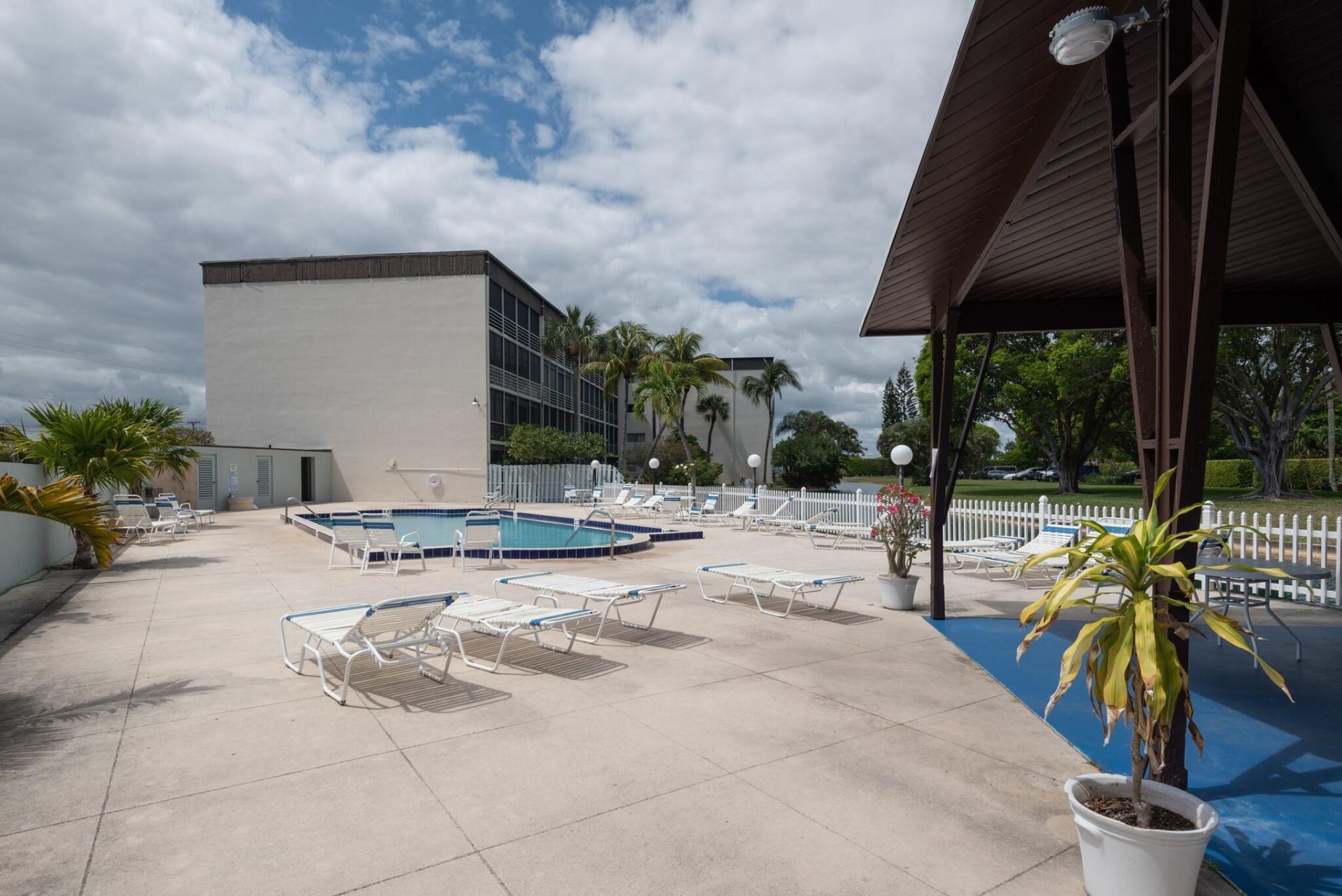 896 N Federal Highway, Unit 527, Lantana, FL 33462 Photo