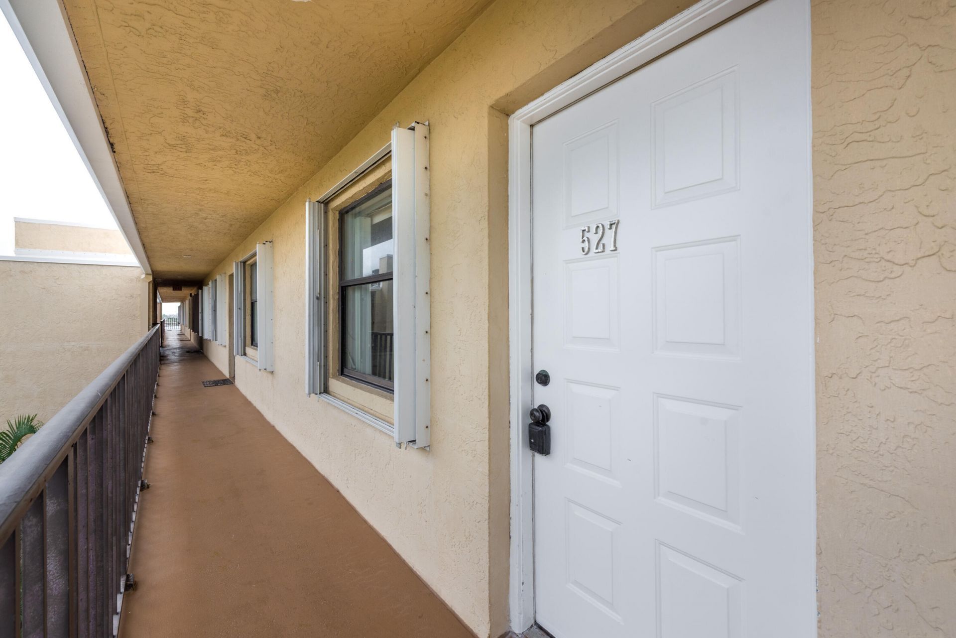 896 N Federal Highway, Unit 527, Lantana, FL 33462 Photo