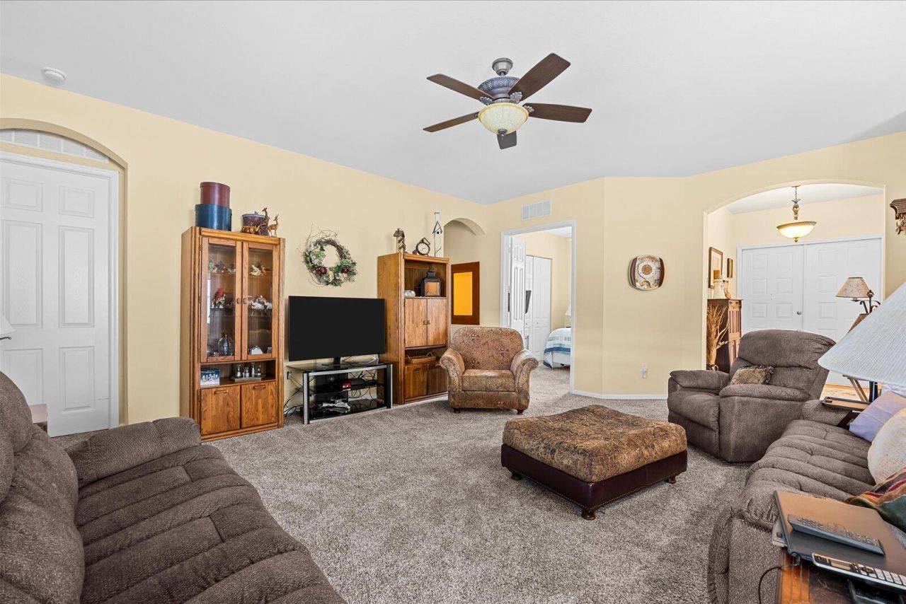 535 SW Lake Manatee Way, Port Saint Lucie, FL 34986 Photo