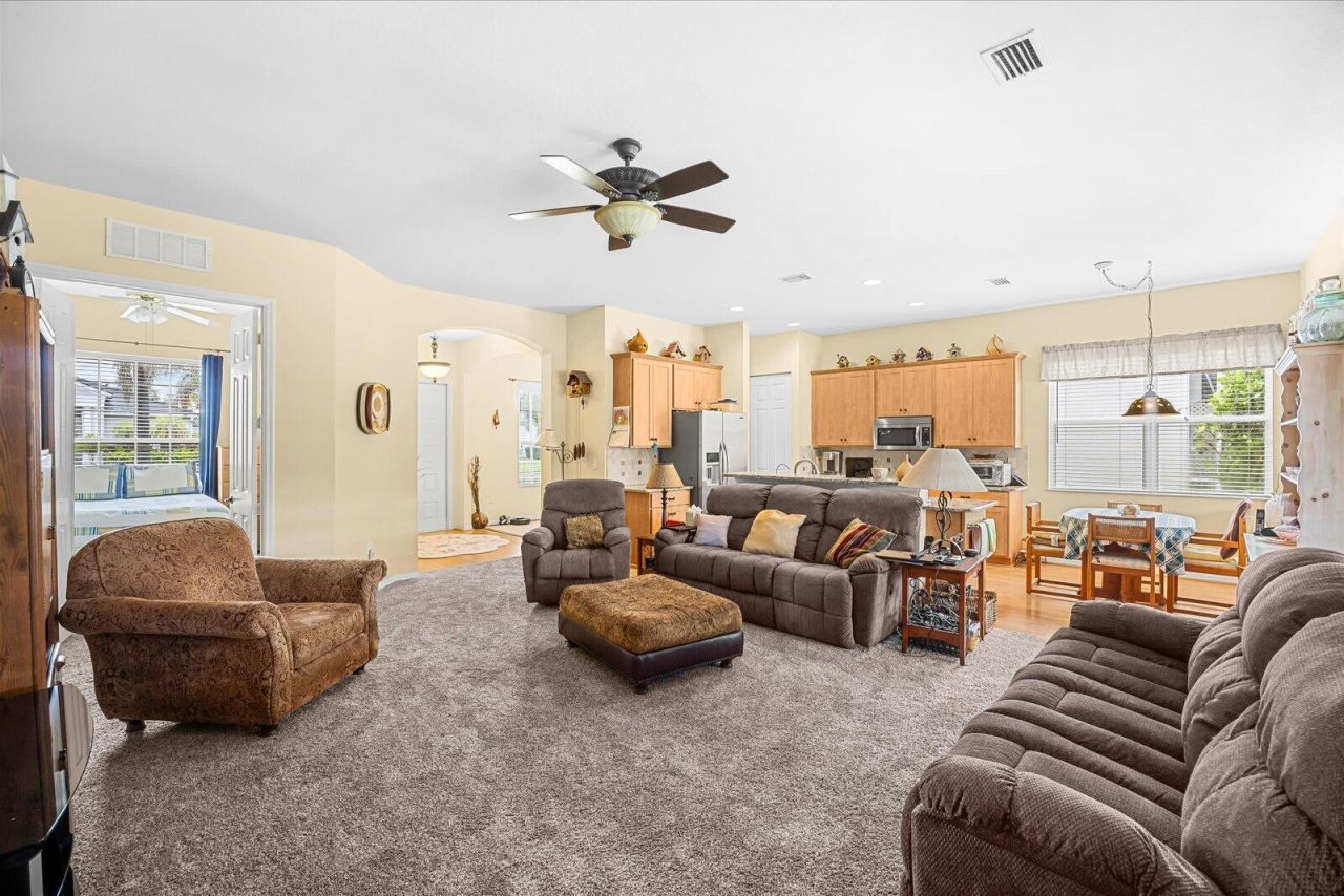 535 SW Lake Manatee Way, Port Saint Lucie, FL 34986 Photo