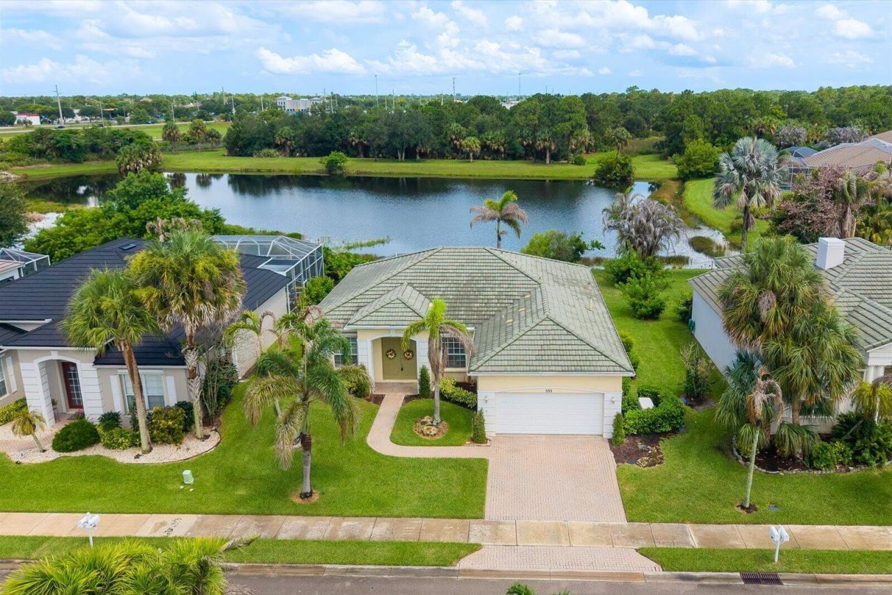 535 SW Lake Manatee Way, Port Saint Lucie, FL 34986 Photo