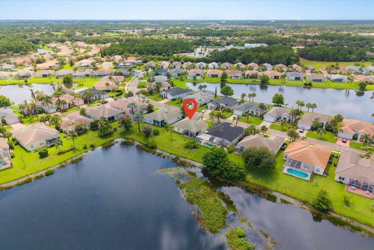 535 SW Lake Manatee Way, Port Saint Lucie, FL 34986 Photo