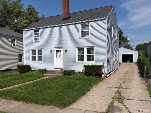 31 Ellen Drive, Buffalo, NY 14225