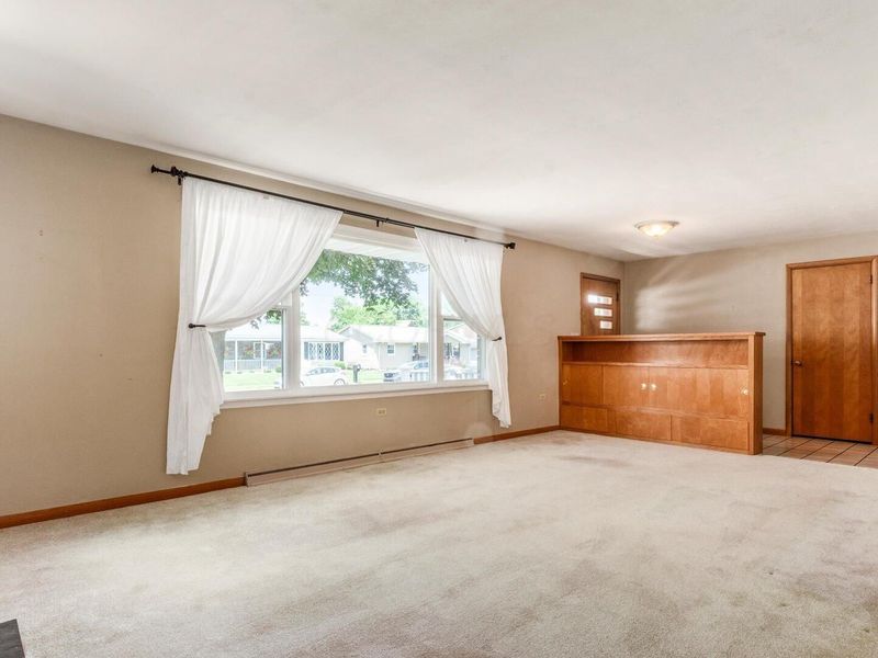 36 W 9th Street, Dresden, OH 43821 Photo 4