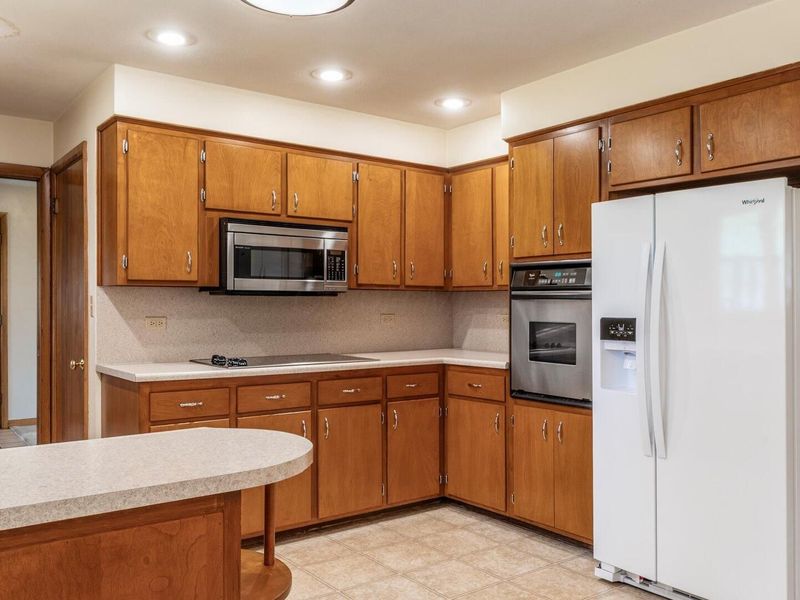 36 W 9th Street, Dresden, OH 43821 Photo 9