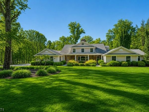 5 Winding Way, Saddle River, NJ 07458