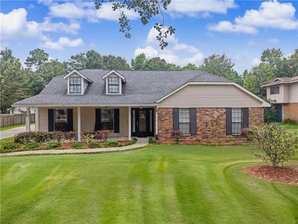 225 BLUE CRANE #1 Drive, Slidell, LA 70461