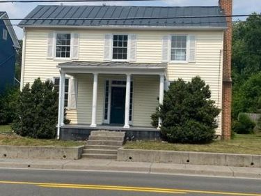 218 W MAIN STREET, BERRYVILLE, VA 22611