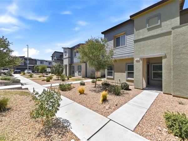 535 Thistleberry Avenue , Henderson, NV 89044