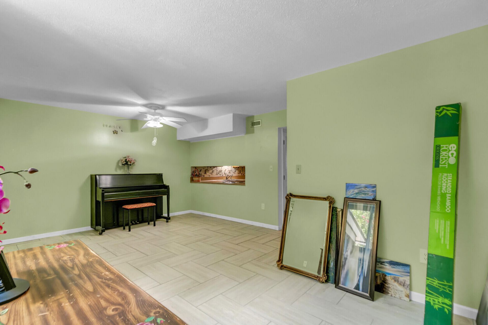 5038 Foxwood Drive Photo 10