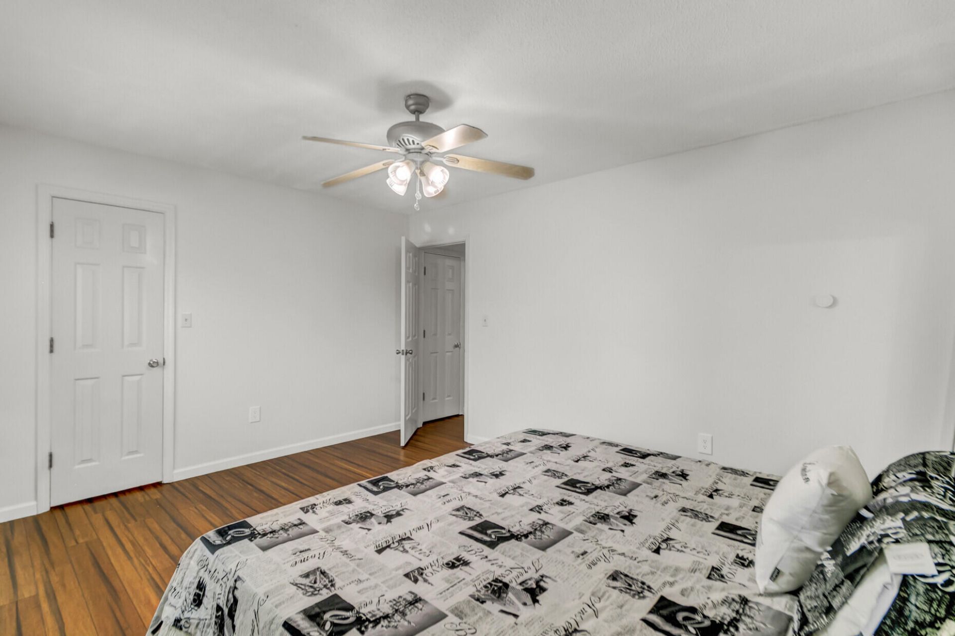 5038 Foxwood Drive Photo 19