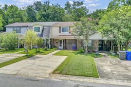 5038 Foxwood Drive photo 4