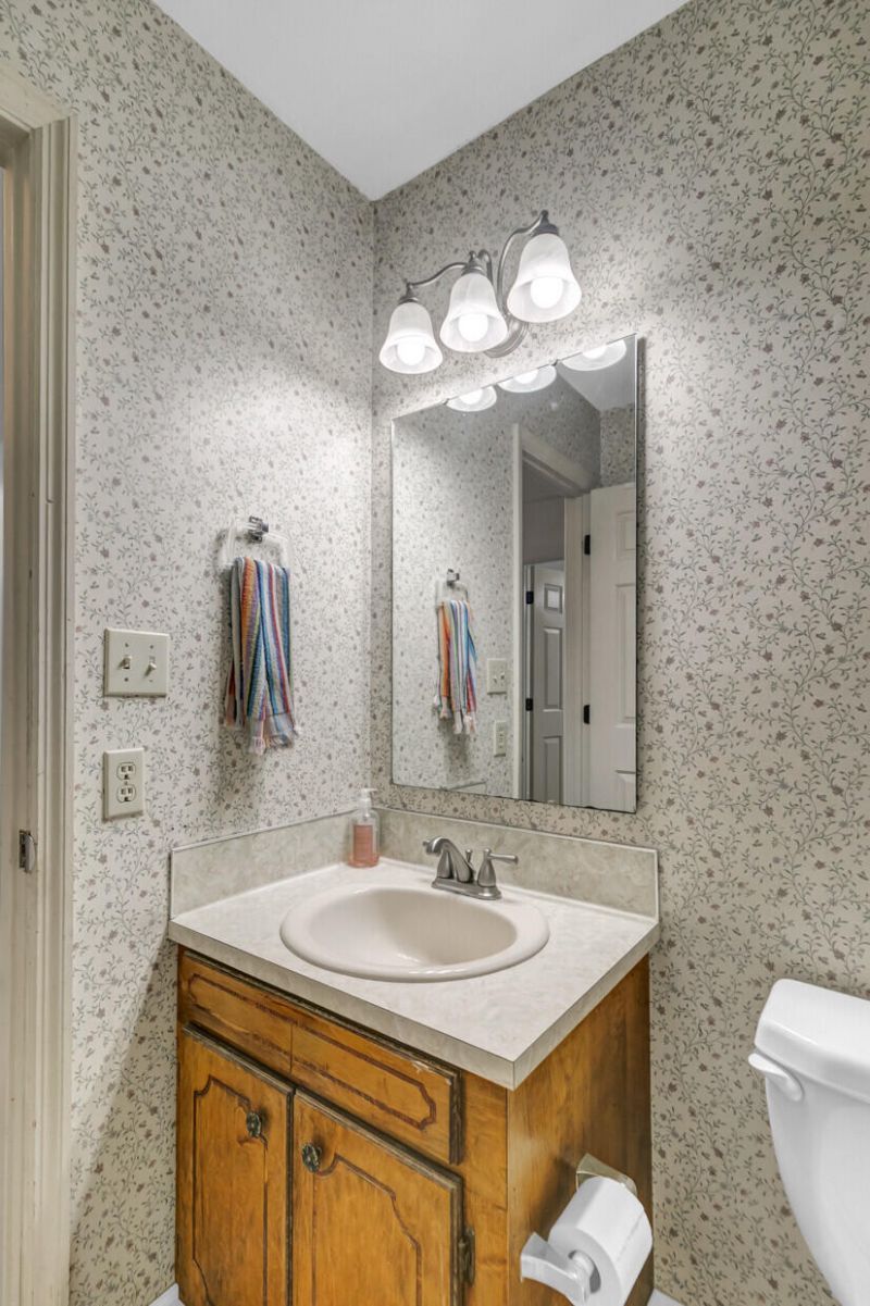 5038 Foxwood Drive Photo 26
