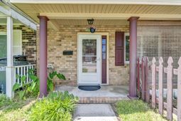 5038 Foxwood Drive photo 4