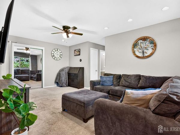 248 Alpine Way, Woodbridge, NJ 07095