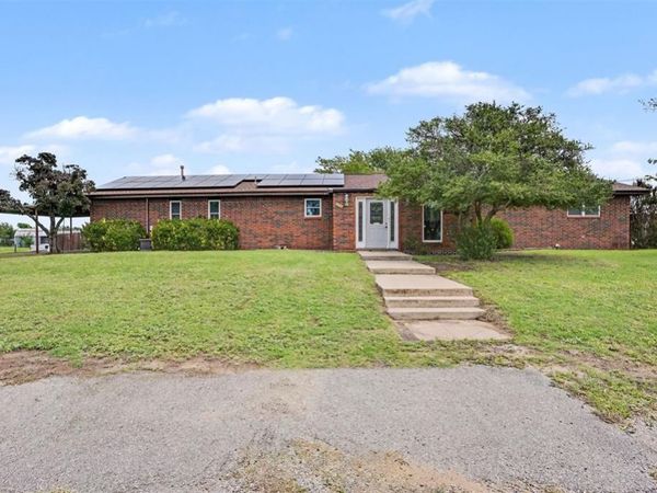 116 N Poplar Avenue, Erick, OK 73645