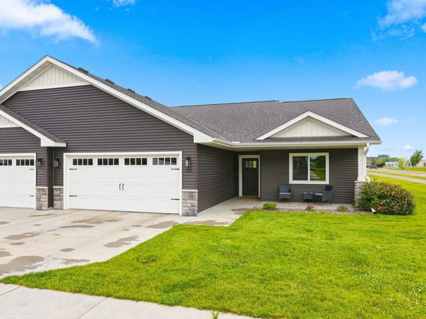 1581 Keanan Lane, Altoona, WI 54720