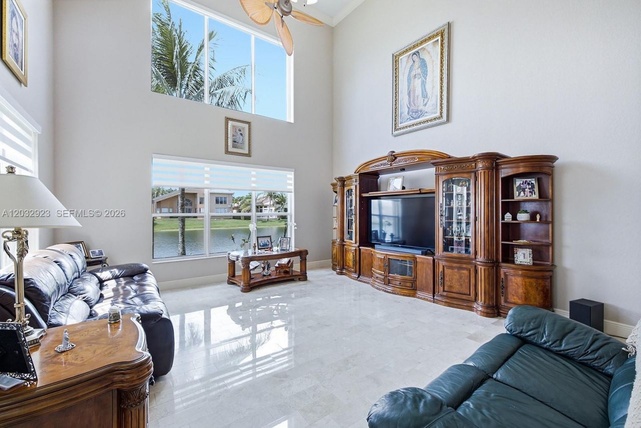 18543 SW 49th St, Miramar, FL 33029 Photo
