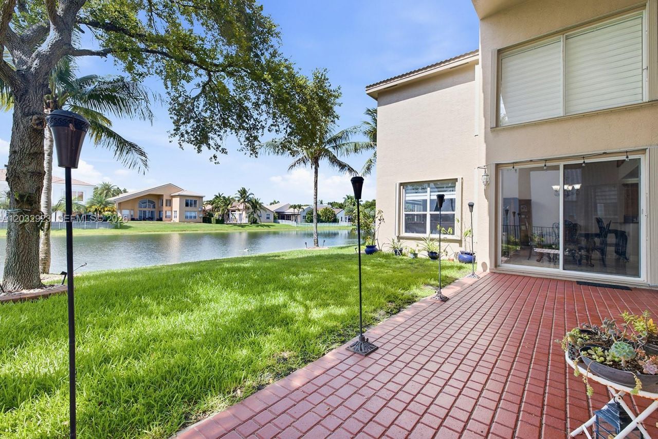 18543 SW 49th St, Miramar, FL 33029 Photo