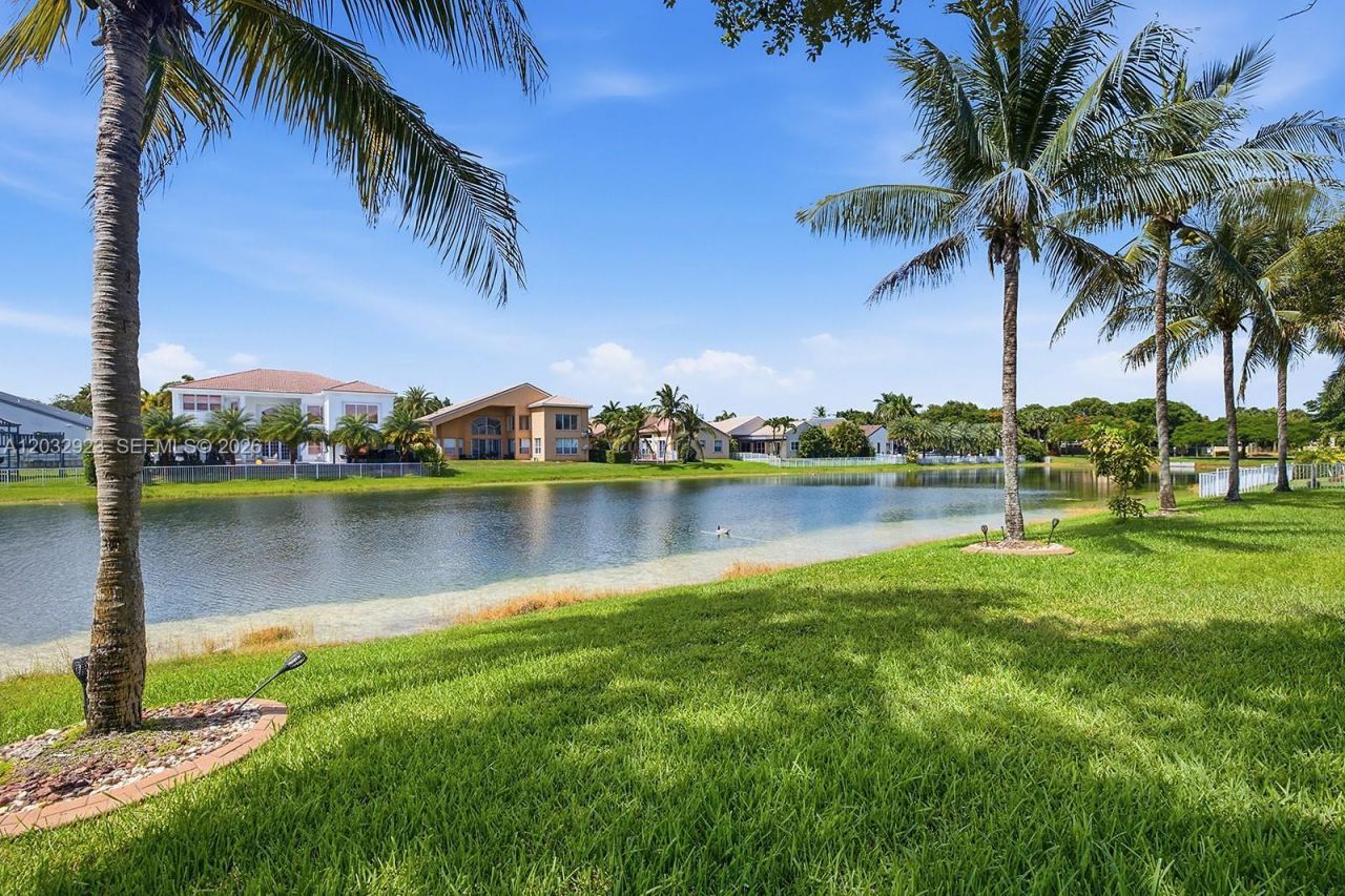18543 SW 49th St, Miramar, FL 33029 Photo