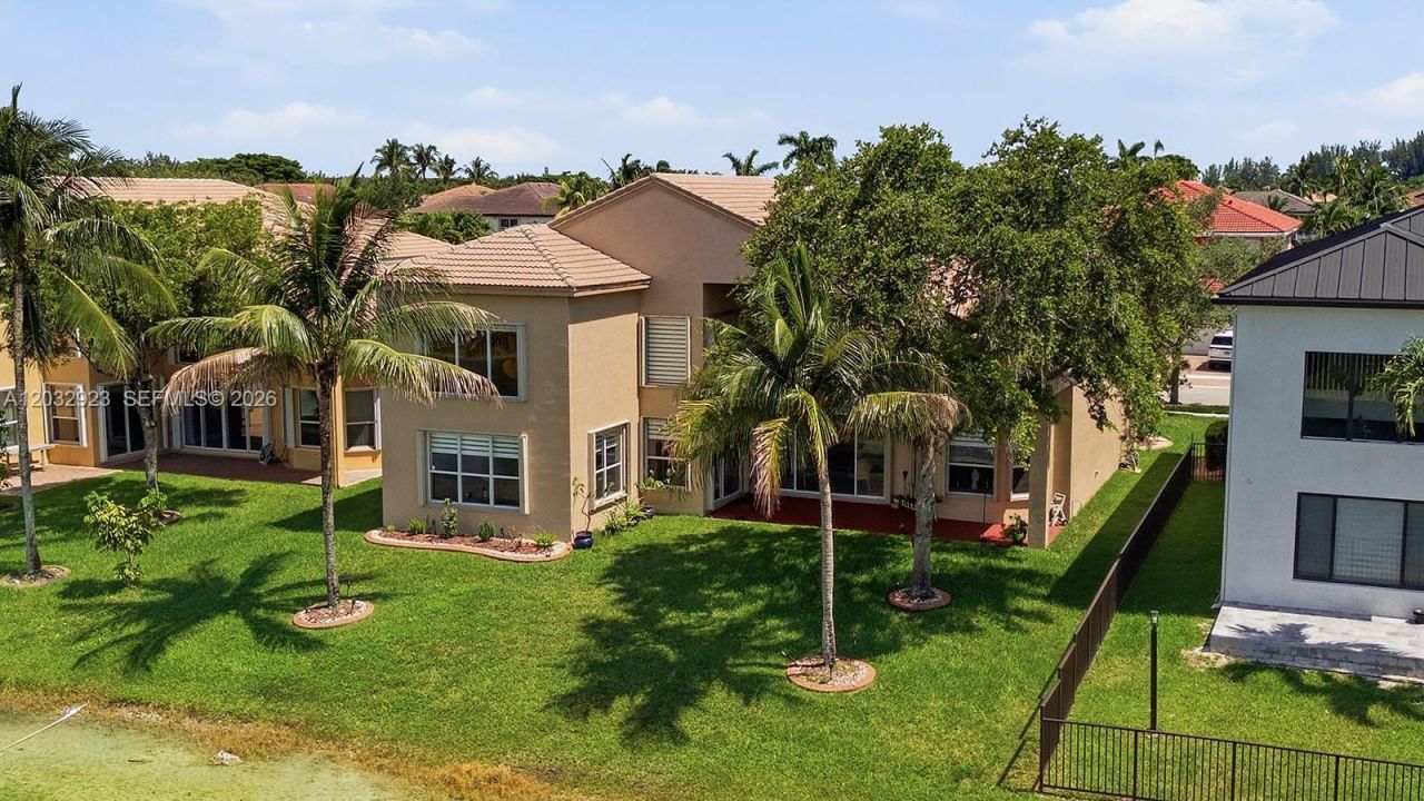 18543 SW 49th St, Miramar, FL 33029 Photo