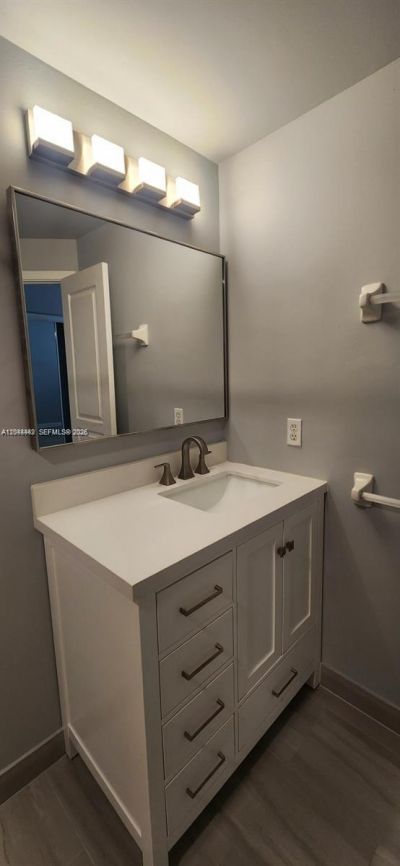 211 Mallory Ct, Unit 211+ DEN/O, Weston, FL 33326 Photo