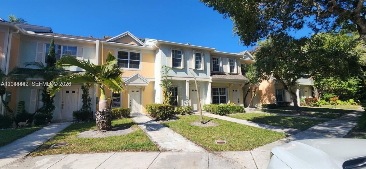 211 Mallory Ct, Unit 211+ DEN/O, Weston, FL 33326 Photo