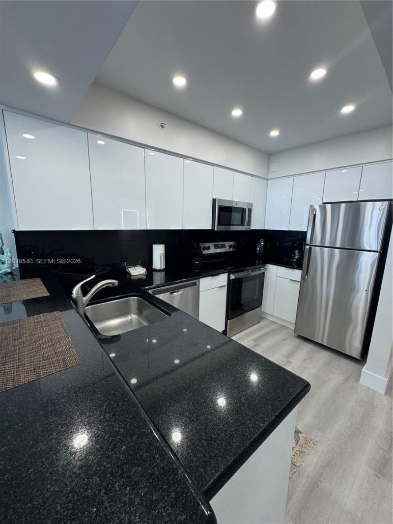 2501 S Ocean Dr , Unit PH05, Hollywood, FL 33019 Photo