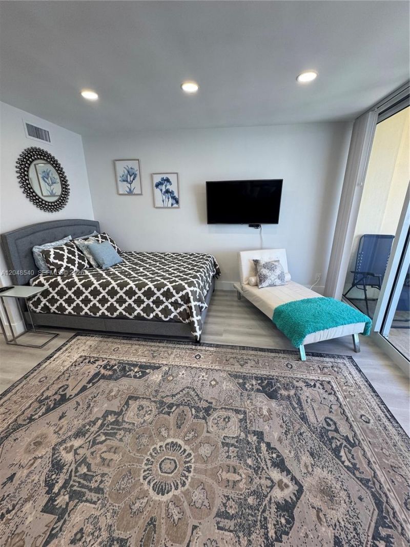 2501 S Ocean Dr , Unit PH05, Hollywood, FL 33019 Photo